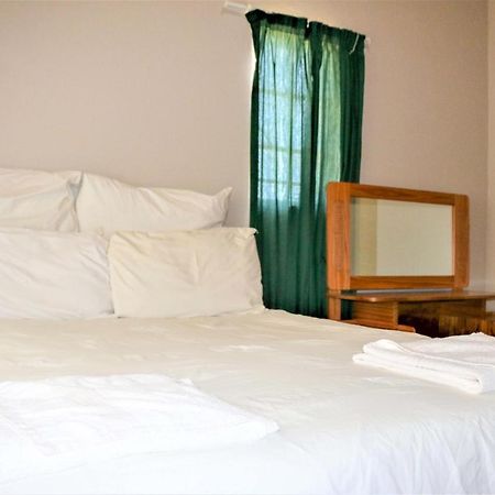 Malolotja Log Cabins Mbabane Ngoại thất bức ảnh